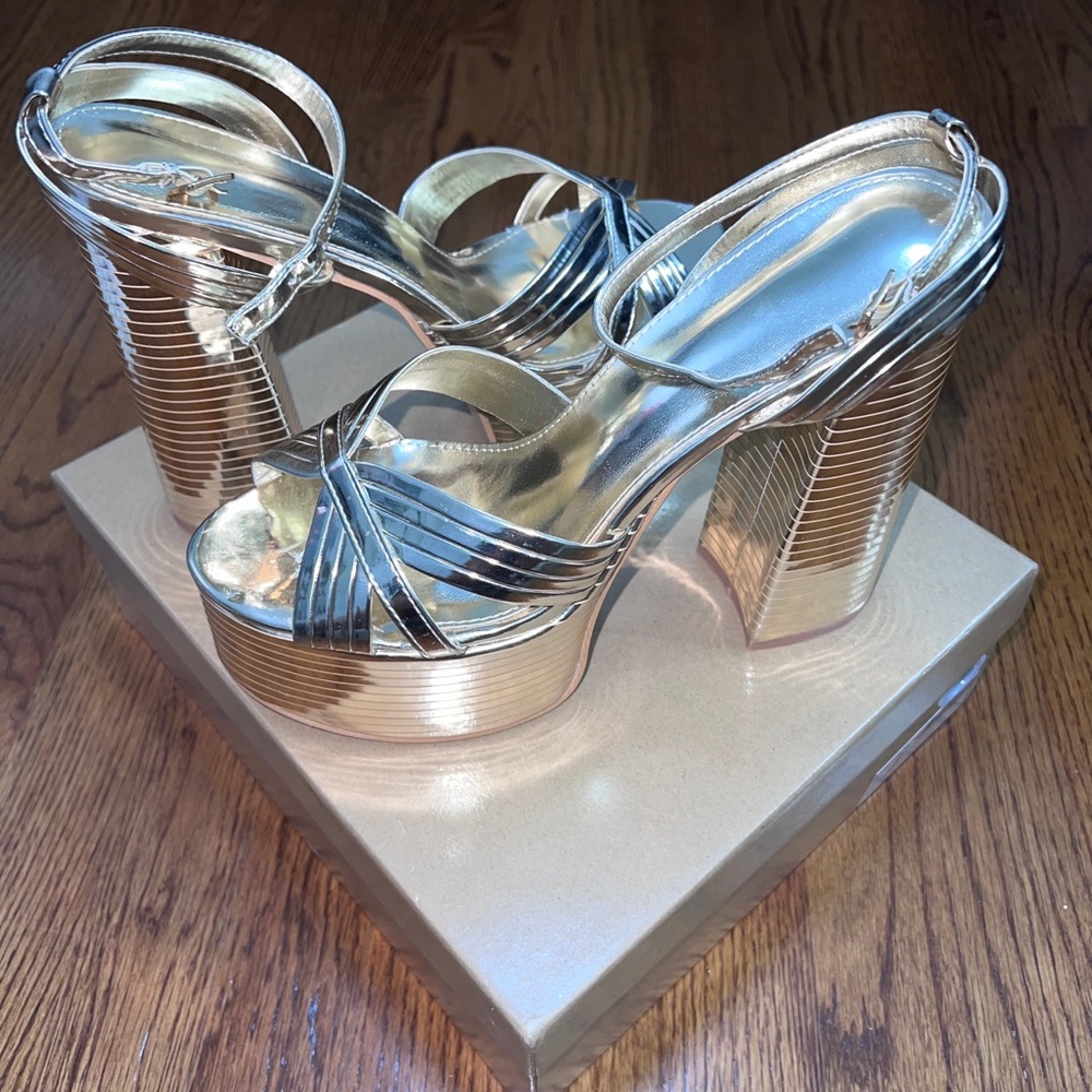 6inch gold platforms size 10.